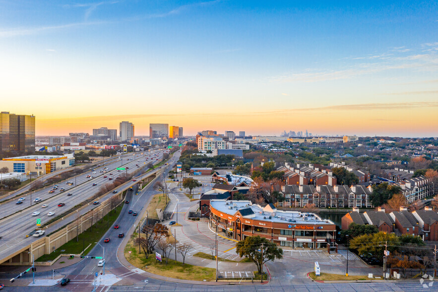 9665-9669 N Central Expy, Dallas, TX à louer - Photo du bâtiment - Image 1 de 22