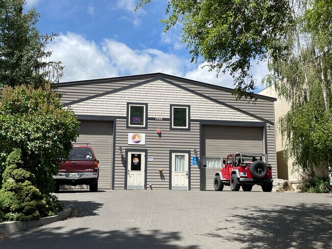 More details for 1645 NE Lytle St, Bend, OR - Flex for Lease