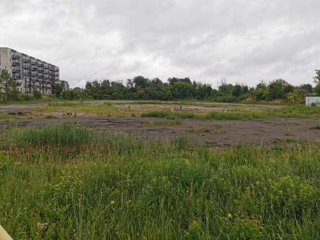 Plus de détails pour 147 Rue Principale, Châteauguay, QC - Terrain à vendre