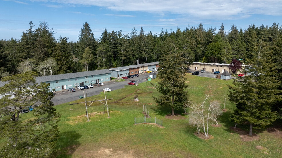 324 Ackerman Ave, Coos Bay, OR for sale - Aerial - Image 3 of 8