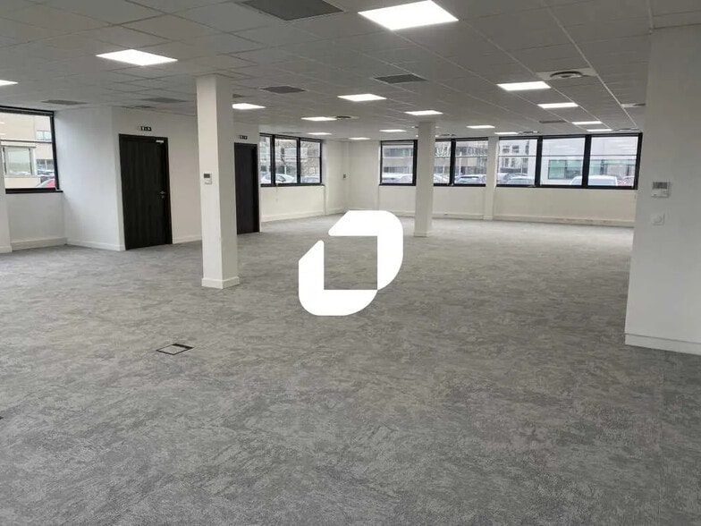 Bureau dans Pessac à louer - Photo intérieure - Image 2 de 9