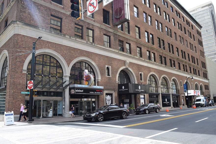 200 Peachtree St NW, Atlanta, GA for sale - Building Photo - Image 2 of 13