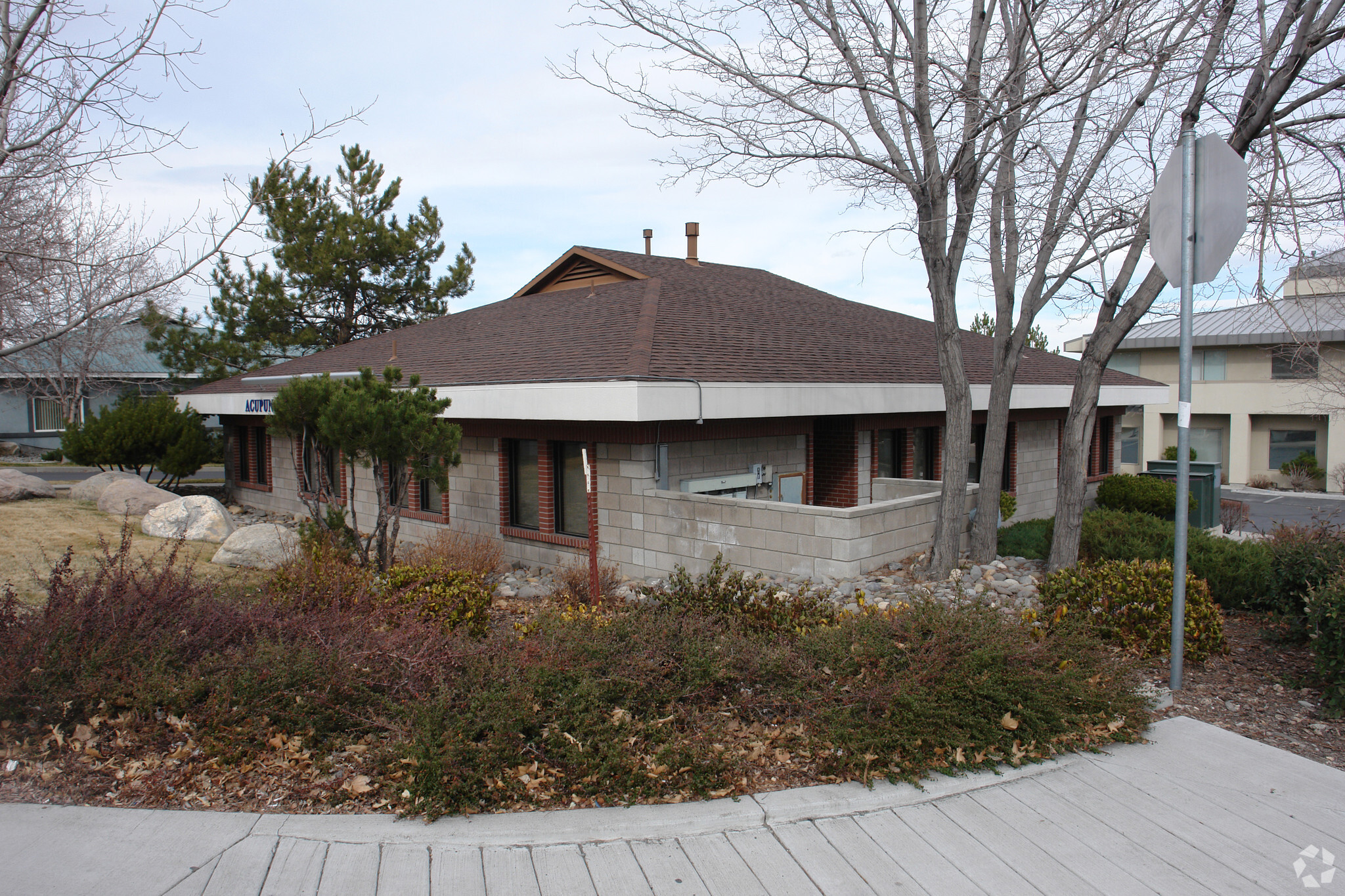 120 Continental Dr, Reno, NV for sale Building Photo- Image 1 of 4