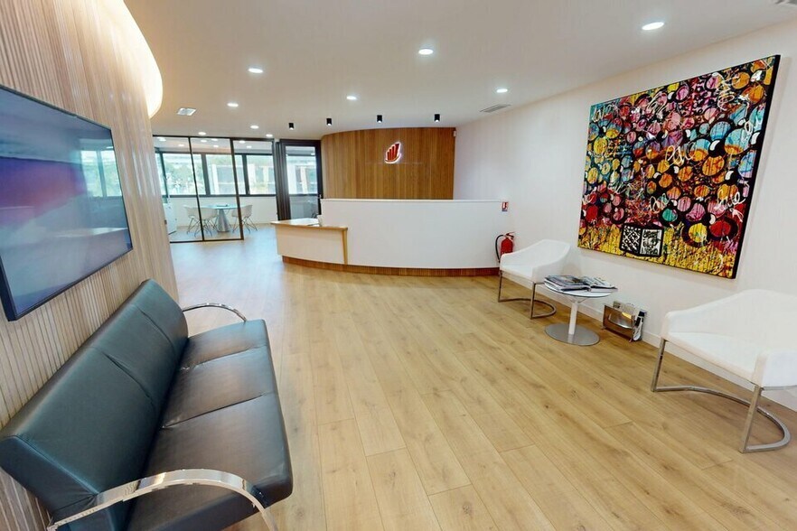 Office in Villeneuve-Loubet for sale - Interior Photo - Image 1 of 8