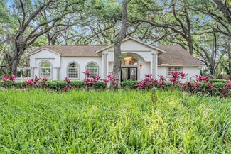 More details for 329 Pauls Dr, Brandon, FL - Office for Sale