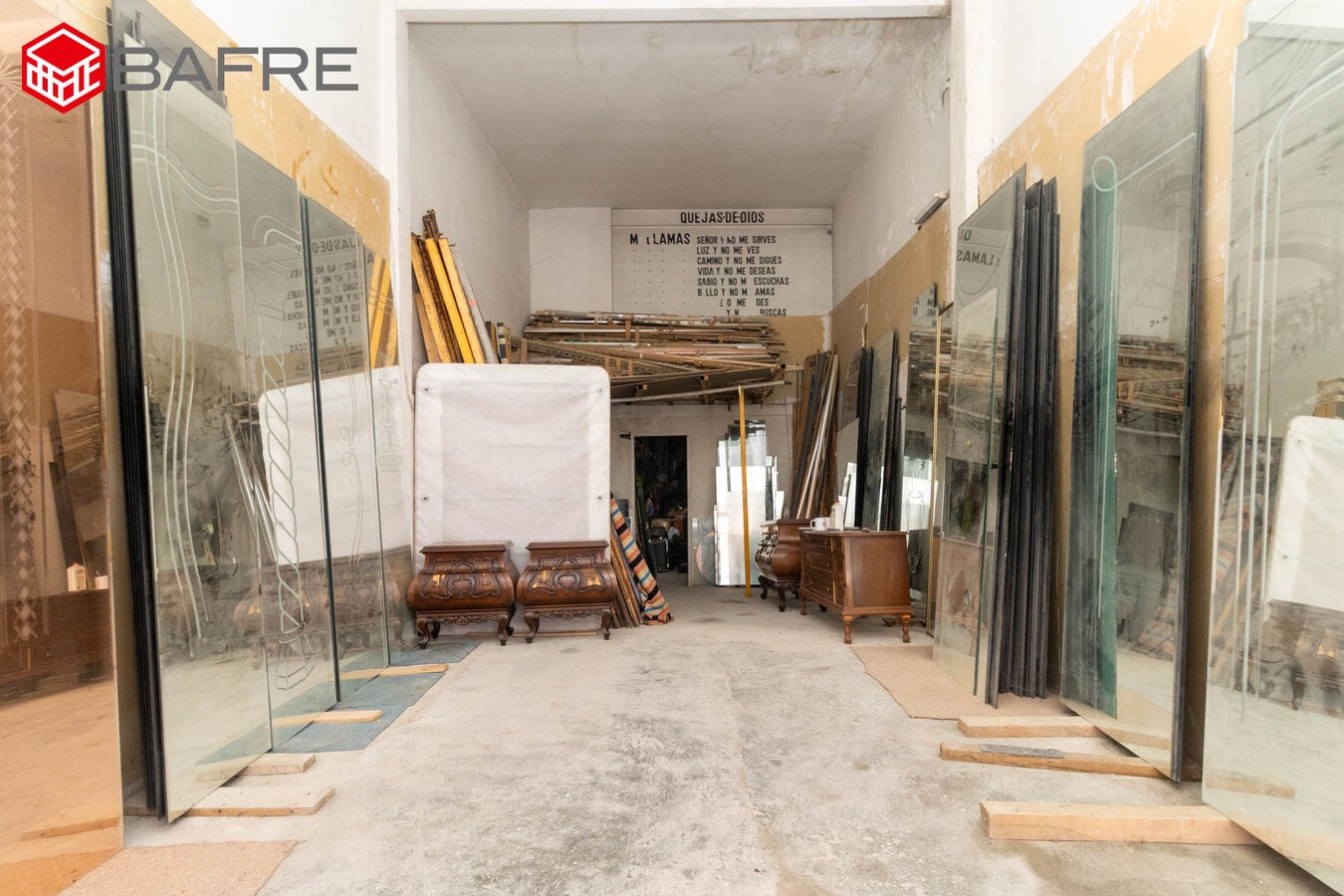 Madrid, MAD 28019 - - - Interior Photo - Image 1 of 6