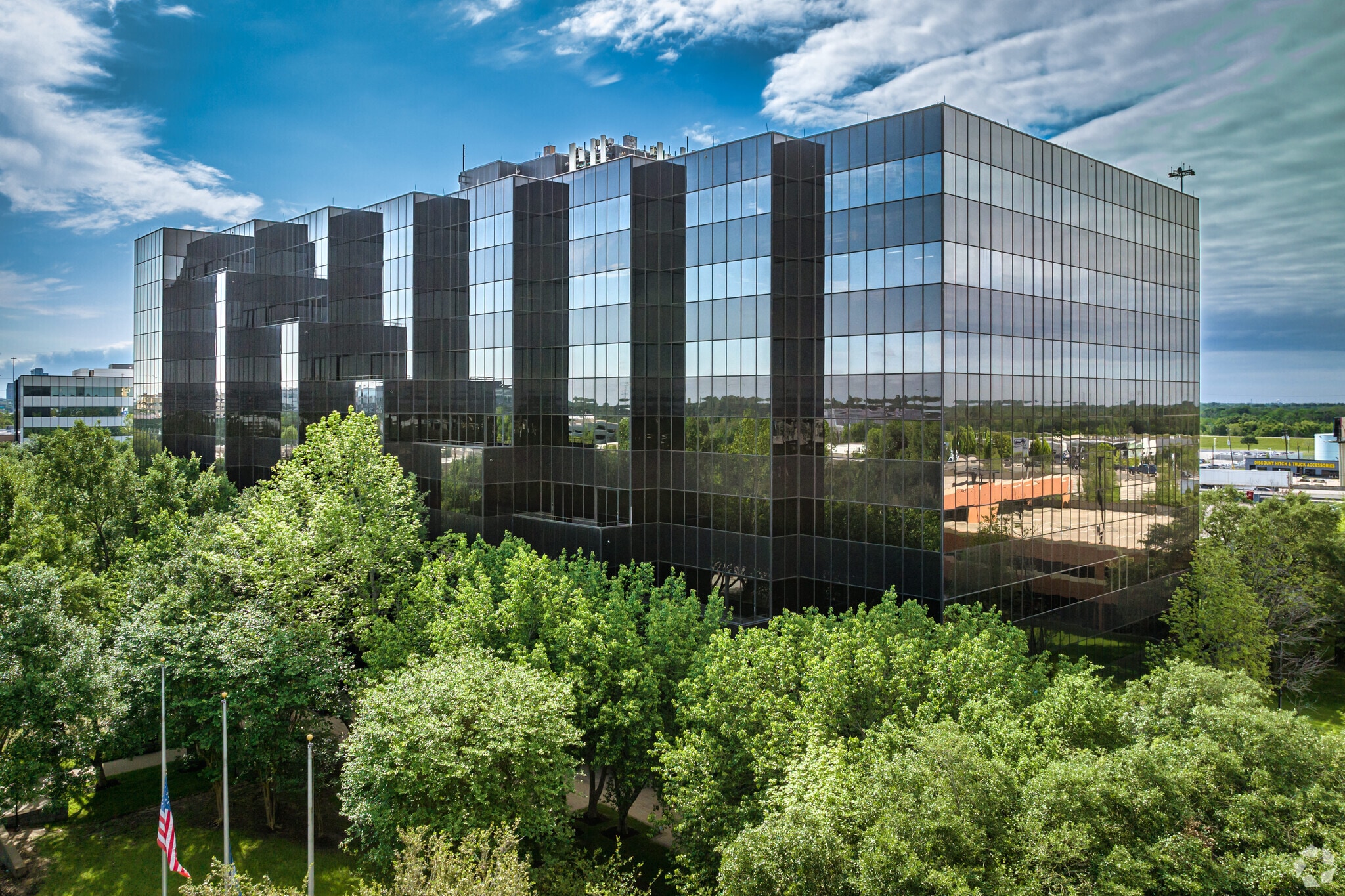 16225 park ten Pl, Houston, TX for lease Building Photo- Image 1 of 38