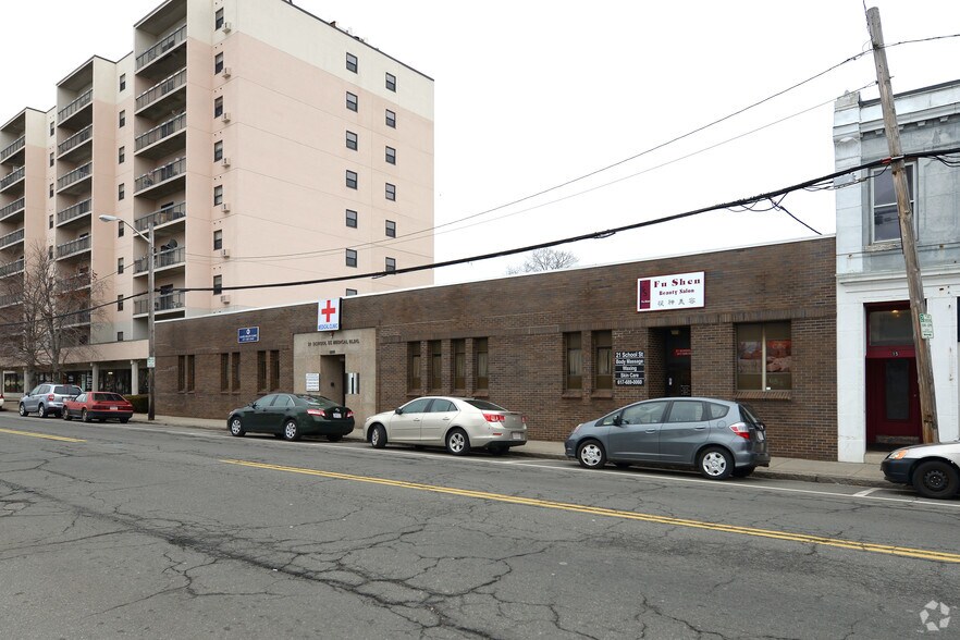 15-21 School St, Quincy, MA à vendre - Photo du bâtiment - Image 2 de 12