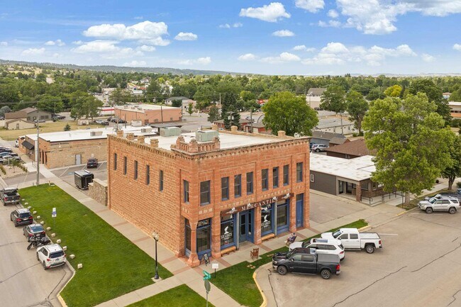 Plus de détails pour 701 N 5th St, Spearfish, SD - Commerce de détail à vendre