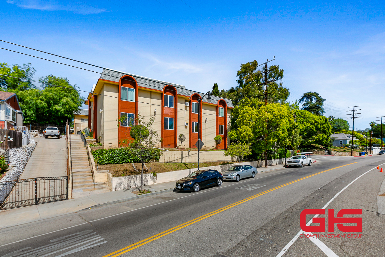 4121 Marmion Way, Los Angeles, CA à vendre Photo du bâtiment- Image 1 de 31