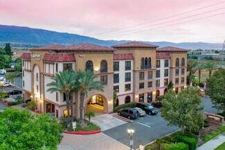 Plus de détails pour 11910-11960 Foothill Blvd, Rancho Cucamonga, CA - Commerce de détail à louer