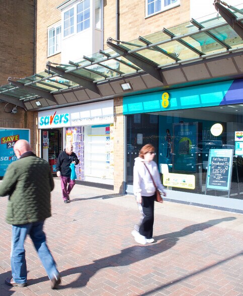 Bowen Sq, Daventry à louer - Photo du bâtiment - Image 2 de 14