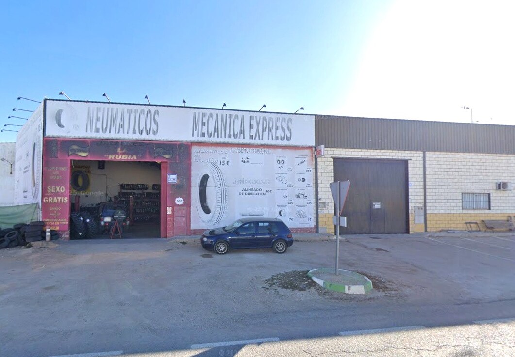 Industrial in Quintanar de la Orden, Toledo for sale Primary Photo- Image 1 of 3