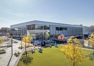 Plus de détails pour 44 Middlesex Tpke, Bedford, MA - Industriel à louer