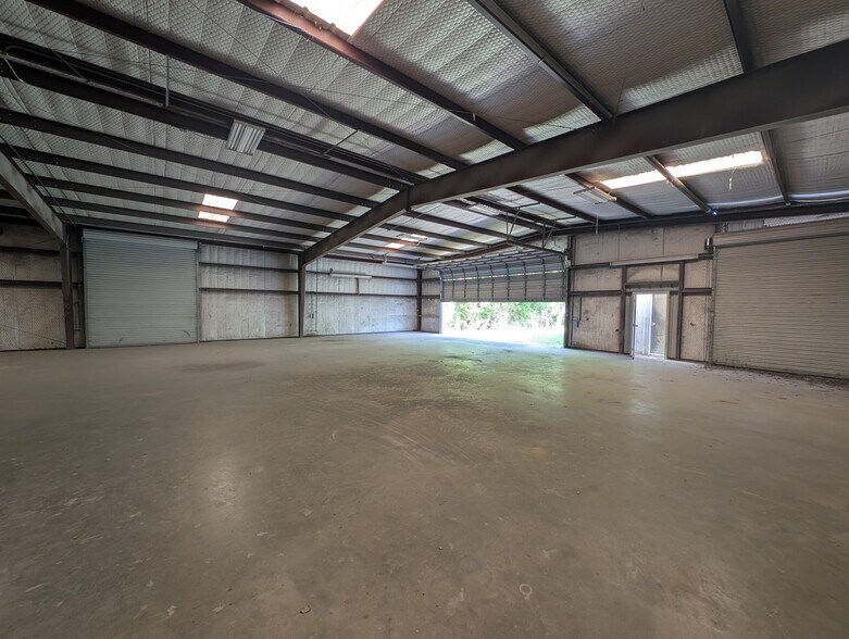 2209 E Main St, Gatesville, TX à vendre - Photo intérieure - Image 3 de 6