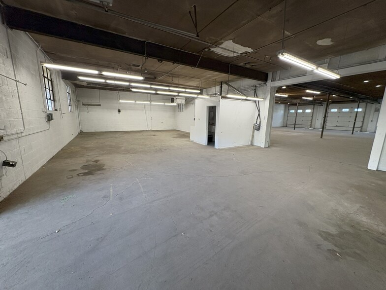 2000-2010 S Cherokee St, Denver, CO for lease - Interior Photo - Image 3 of 5