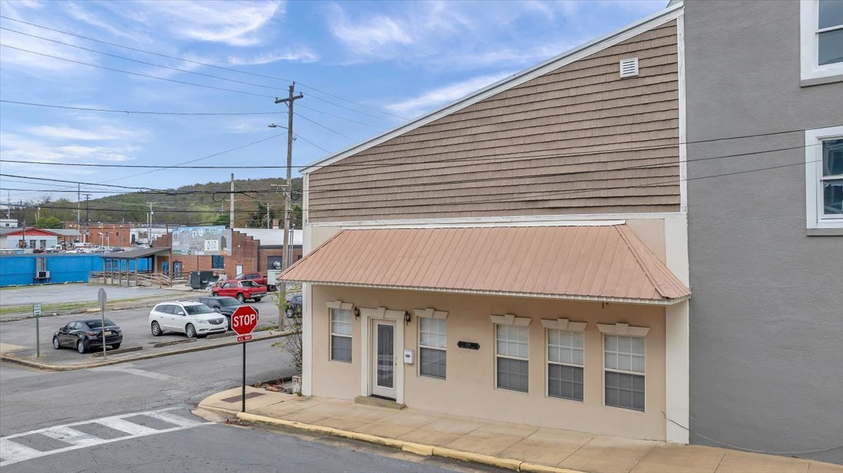 106 W Laurel St, Scottsboro, AL for sale Building Photo- Image 1 of 44