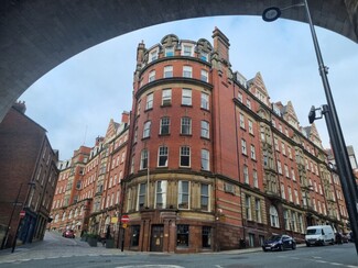 Plus de détails pour Dean St, Newcastle Upon Tyne - Cotravail à louer