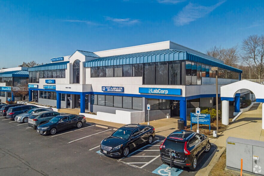 13934 Baltimore Ave, Laurel, MD à vendre - Photo du bâtiment - Image 1 de 8