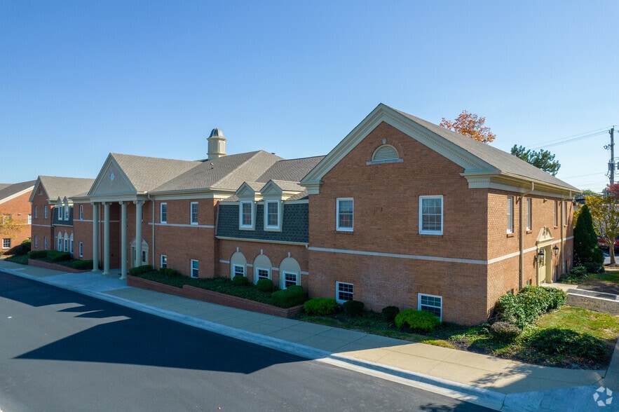 575 Copeland Mill Rd, Westerville, OH à louer - Photo du bâtiment - Image 2 de 11