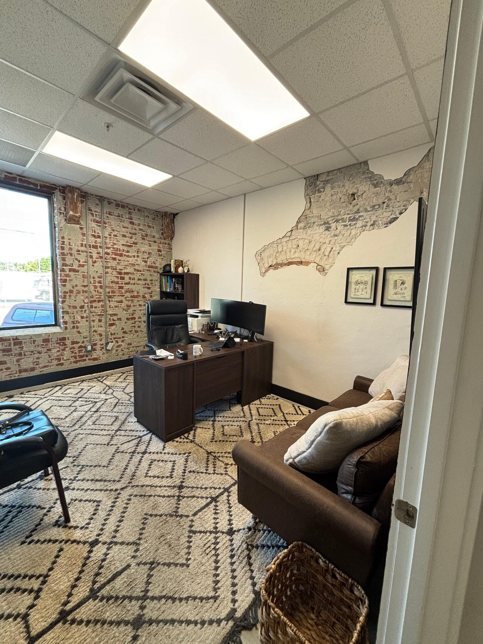 3715 E 7th Ave, Tampa, FL for lease Interior Photo- Image 1 of 11
