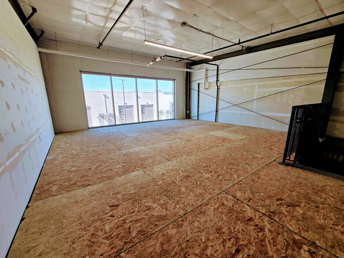 13853 E Briarwood Ave, Centennial, CO 80112 - Unité B2 -  - Photo intérieure - Image 1 of 12