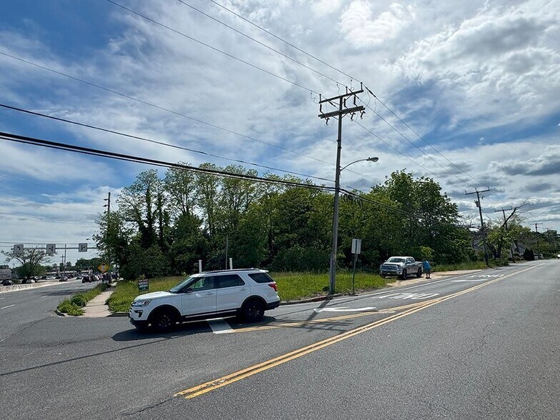 934 Hooper, Toms River, NJ à louer - Photo du bâtiment - Image 2 de 7