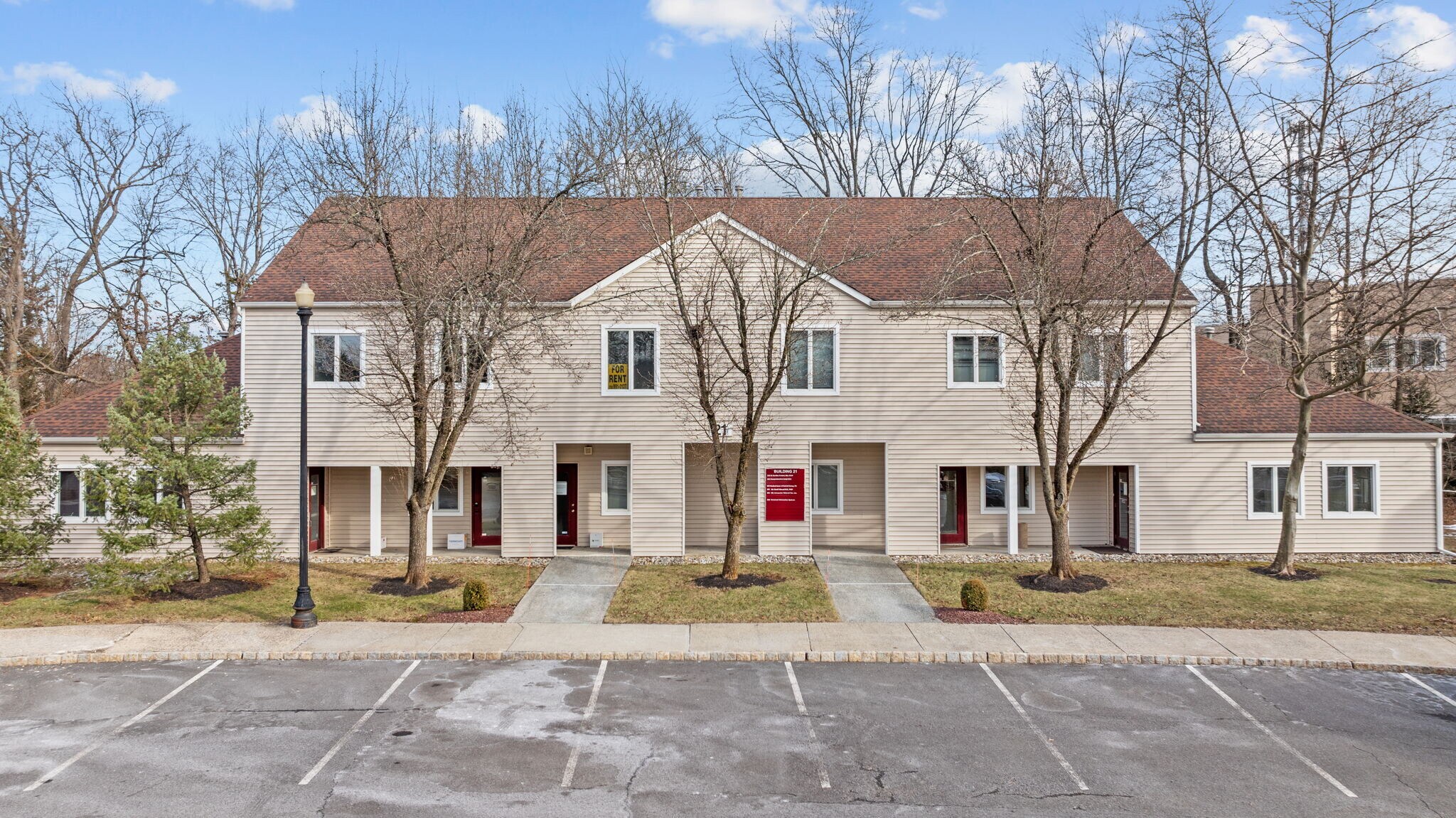 21 Clyde Rd, Somerset, NJ à vendre Photo principale- Image 1 de 29