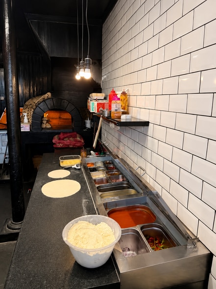 Norwood Rd, London for lease - Interior Photo - Image 2 of 7