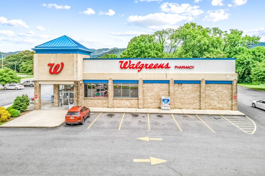 286 Main St, Andrews, NC à vendre - Photo du bâtiment - Image 3 de 4