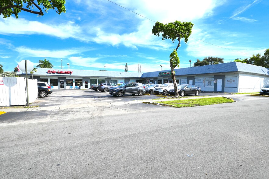 265 S Federal Hwy, Dania Beach, FL for lease - Building Photo - Image 3 of 7