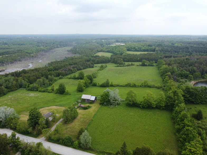 13489 Fourth Nassagaweya line, Rockwood, ON à vendre - Photo du bâtiment - Image 1 de 10