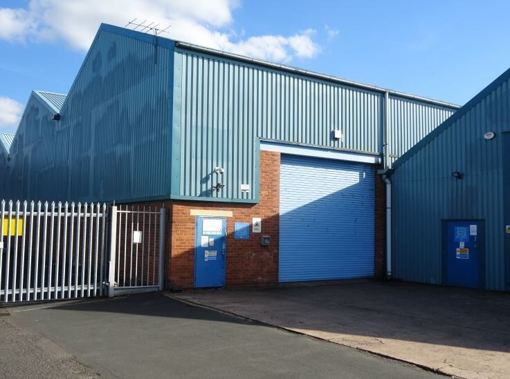 Heath Mill Rd, Wombourne à louer - Photo du bâtiment - Image 3 de 3
