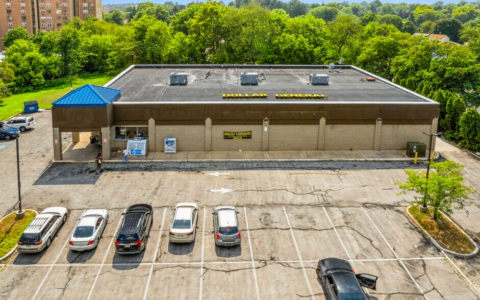 1600 Edgmont Ave, Chester, PA à vendre - Photo du bâtiment - Image 3 de 12