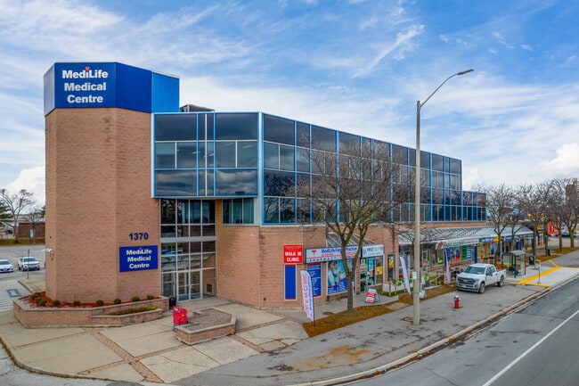 More details for 1370 Dundas St E, Mississauga, ON - Office, Retail for Lease