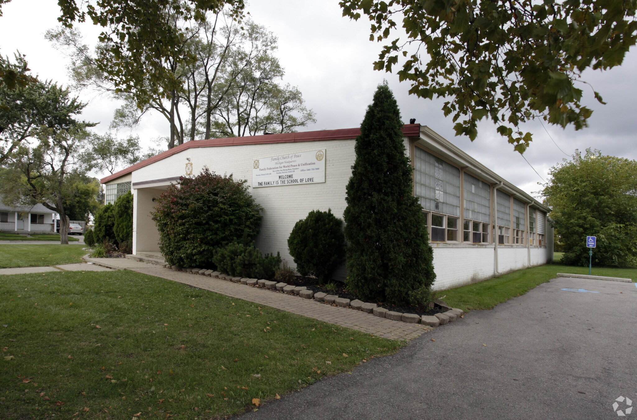 22021 Memphis Ave, Warren, MI à vendre Photo principale- Image 1 de 1