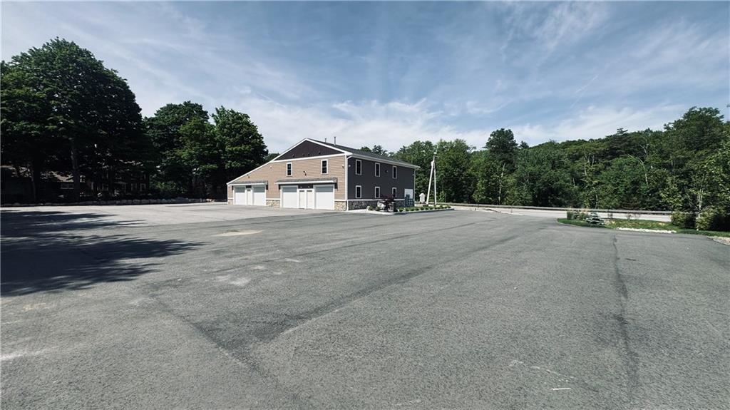660 Putnam Pike, Chepachet, RI for lease Building Photo- Image 1 of 2