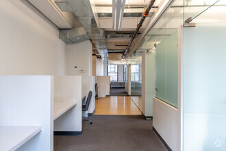 225 Broadway, New York, NY for lease Interior Photo- Image 2 of 4