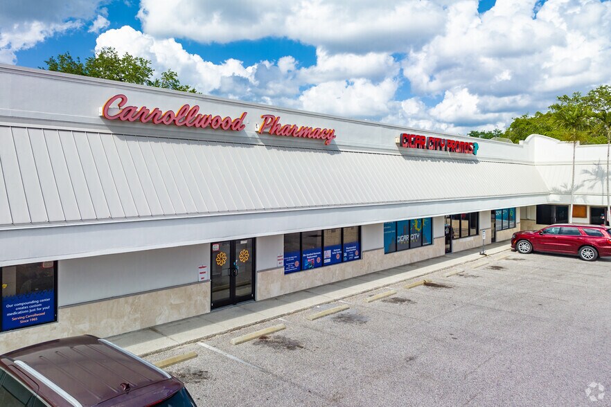 11707-11777 N Dale Mabry Hwy, Tampa, FL à louer - Photo du bâtiment - Image 2 de 14