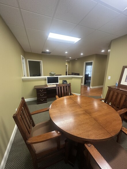 267 W Wieuca Rd NE, Atlanta, GA à vendre - Photo du bâtiment - Image 3 de 7