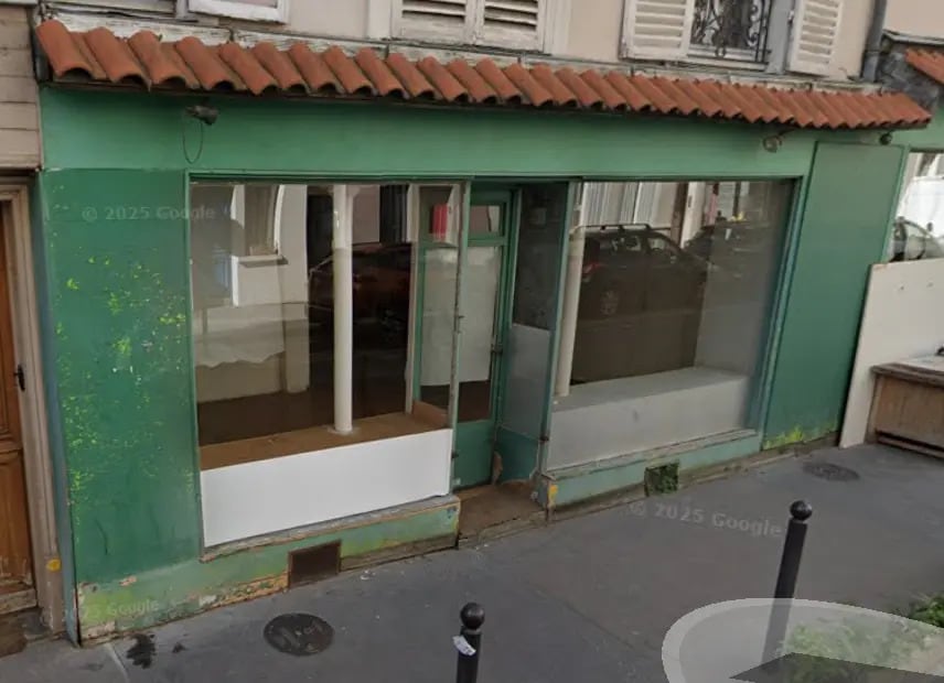Retail in Paris for lease Building Photo- Image 1 of 3