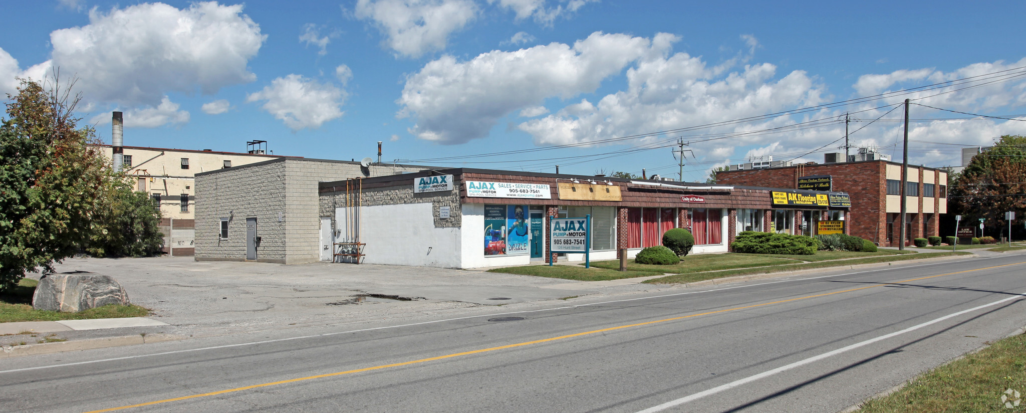 120-126 Hunt St, Ajax, ON for sale Primary Photo- Image 1 of 1