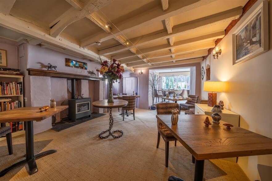 Church St, Sidmouth for sale - Interior Photo - Image 3 of 41