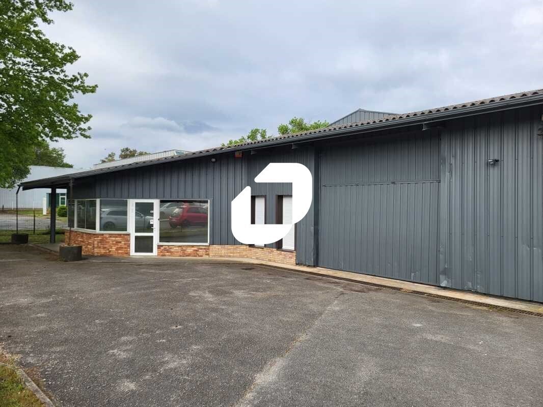 Flex in Gradignan for lease Building Photo- Image 1 of 20