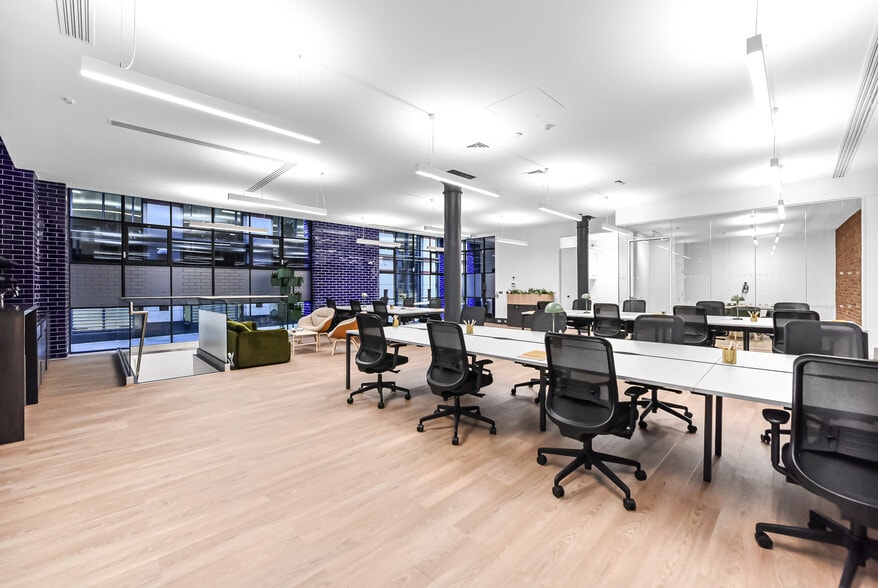 5-7 Ireland Yard, London for lease - Building Photo - Image 3 of 14