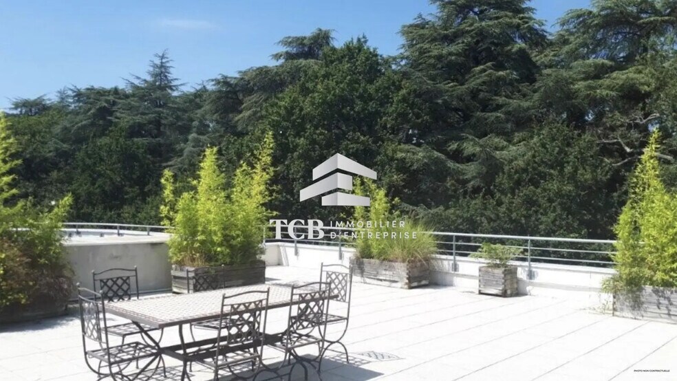 Bureau dans Carquefou à louer - Photo du bâtiment - Image 3 de 5