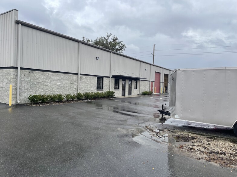 715 Golden Spike Ln, Sanford, FL for lease - Primary Photo - Image 1 of 2