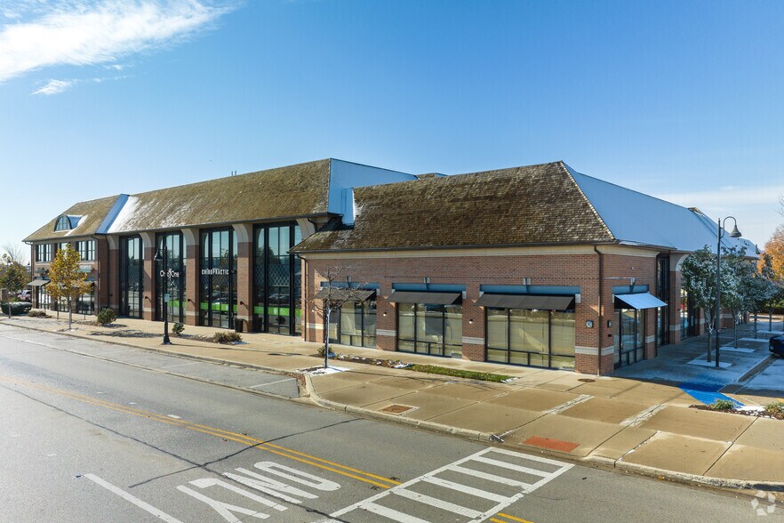 2300 Lehigh Ave, Glenview, IL à louer - Photo du bâtiment - Image 2 de 30