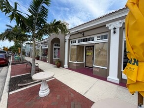 229-239 Miami Ave W, Venice, FL for lease Interior Photo- Image 1 of 3