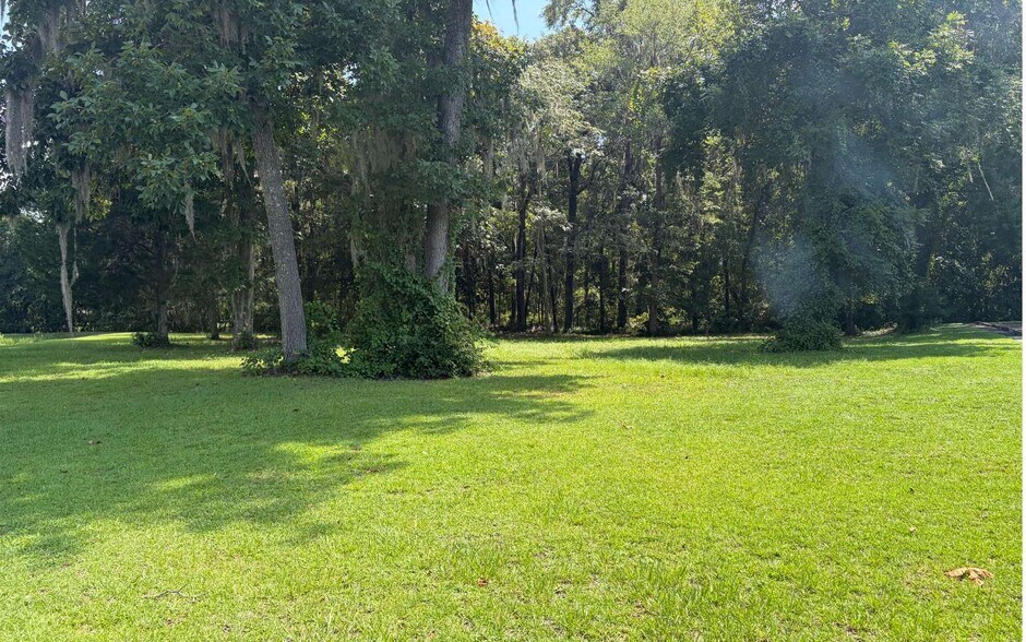 9 SW Newland Way, Lake City, FL à vendre - Photo du bâtiment - Image 3 de 6